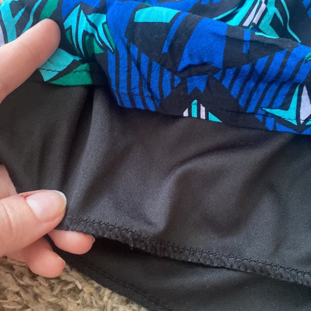 Patterned shorts - Picture 2 of 4